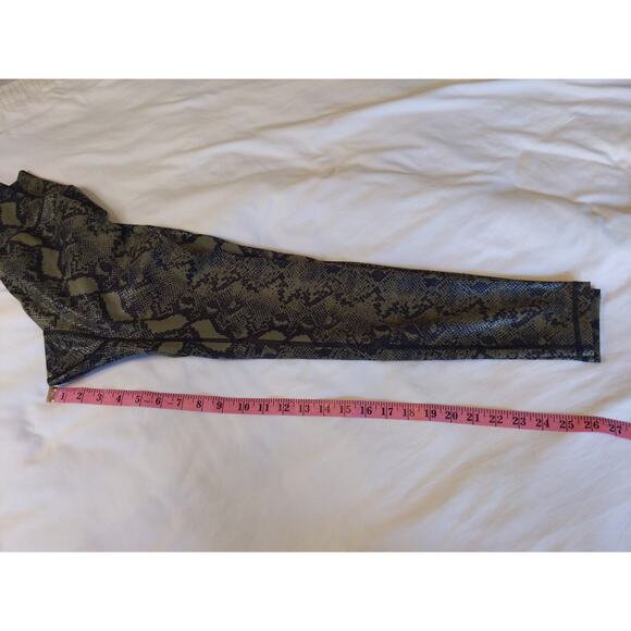 Buff Bunny Women's Small Elysium Animal Print Scales Shiny Compression Leggings - Picture 8 of 8